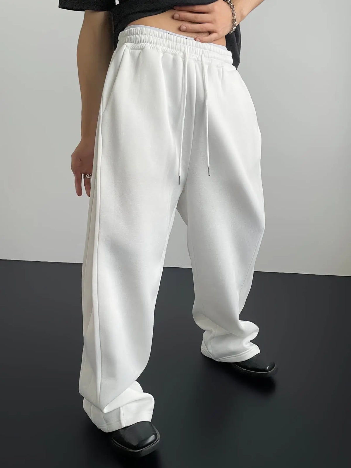 Wide-Leg Sweatpants
